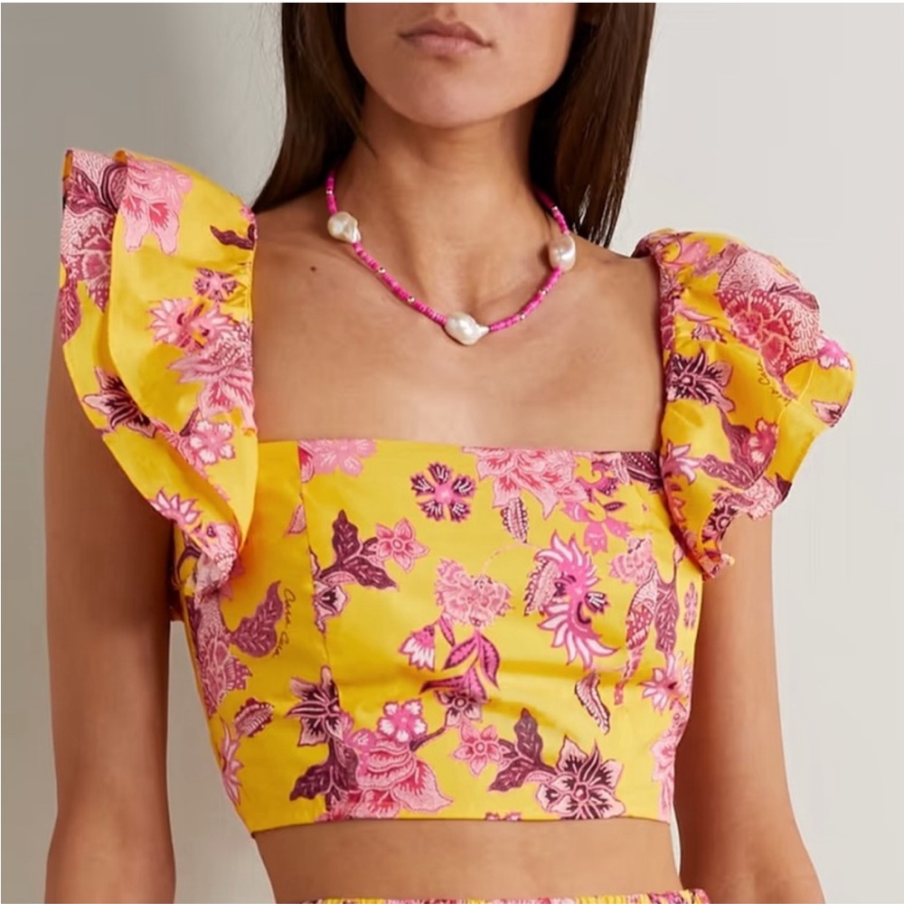 Cara Cara buttercup crop top SZ M